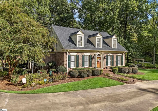 Photo 2 of Single family home for sale at 100 Crestview Dr, Union, SC 29379 | MLS# 1603812 | Listing updated on 2026-09-16