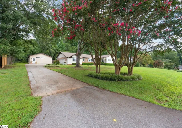 Photo 43 of Single family home for sale at 3 Providence Sq, Greenville, SC 29615 | MLS# 1603493 | Listing updated on 2026-09-11