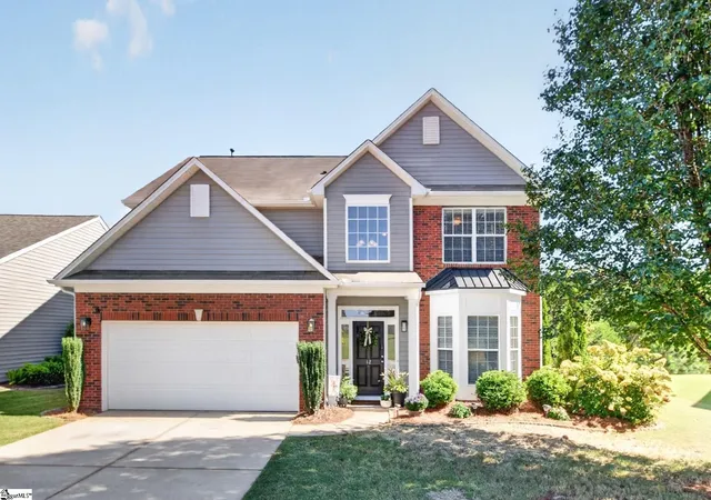 Photo 1 of Single family home for sale at 12 Shale Ct, Greenville, SC 29607 | MLS# 1605720 | Listing updated on 2026-10-27