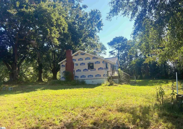 Photo 3 of Single family home for sale at 7815 W 76 Highway, Laurens, SC 29360 | MLS# 1604120 | Listing updated on 2026-09-25