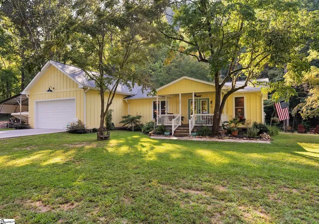 Photo 1 of Single family home for sale at 107 Holcombs Holw Rd, Sunset, SC 29685 | MLS# 1603052 | Listing updated on 2026-09-05
