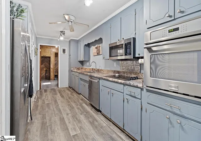 Photo 3 of Single family home for sale at 18 Brissy Rock Rd, Ware Shoals, SC 29692 | MLS# 1603030 | Listing updated on 2026-09-10