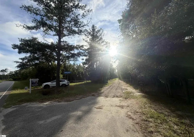 Photo 3 of Sale Pending at 912 Oak Hvn Dr, Georgetown, SC 29440 | MLS# 1604369 | Listing updated on 2026-10-01