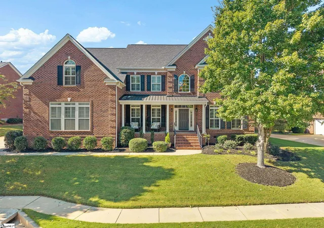 Photo 2 of Single family home for sale at 224 Highgrove Ct, Simpsonville, SC 29681 | MLS# 1606180 | Listing updated on 2026-10-10