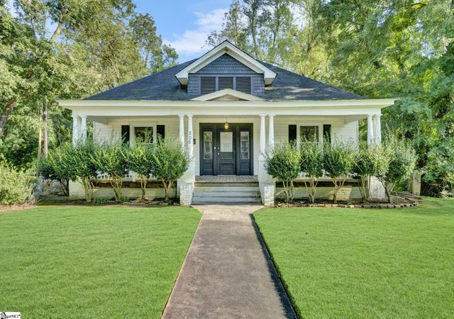 Photo 1 of Single family home for sale at 505 W Hayne St, Woodruff, SC 29388 | MLS# 1603975 | Listing updated on 2026-10-09