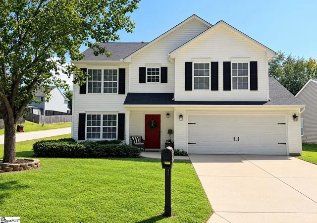 Photo 1 of Single family home for sale at 201 Garfield Ln, Simpsonville, SC 29681 | MLS# 1603149 | Listing updated on 2026-09-09