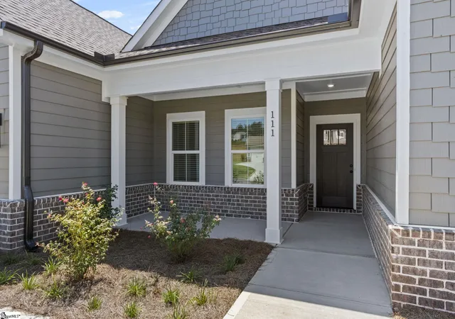 Photo 3 of Single family home for sale at 111 Nannies Cir, Williamston, SC 29697 | MLS# 1598261 | Listing updated on 2026-09-01