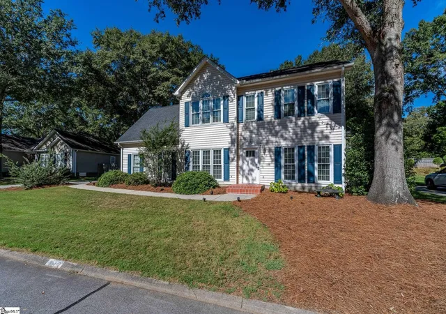 Photo 2 of Single family home for sale at 332 Bethel Way, Simpsonville, SC 29681 | MLS# 1605282 | Listing updated on 2026-10-03