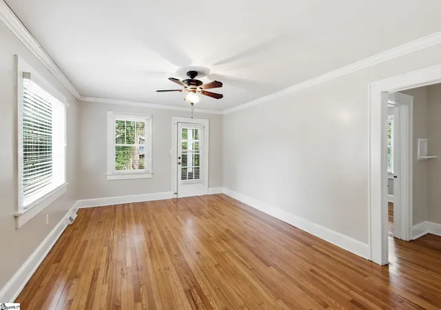 Photo 4 of Single family home for sale at 100 Bob White Ln, Taylors, SC 29687 | MLS# 1606402 | Listing updated on 2026-10-20