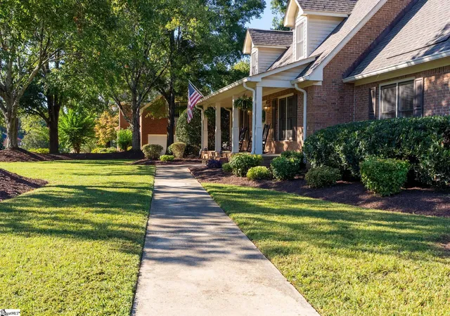 Photo 2 of Single family home for sale at 104 Chadley Way, Simpsonville, SC 29681 | MLS# 1605423 | Listing updated on 2026-10-04
