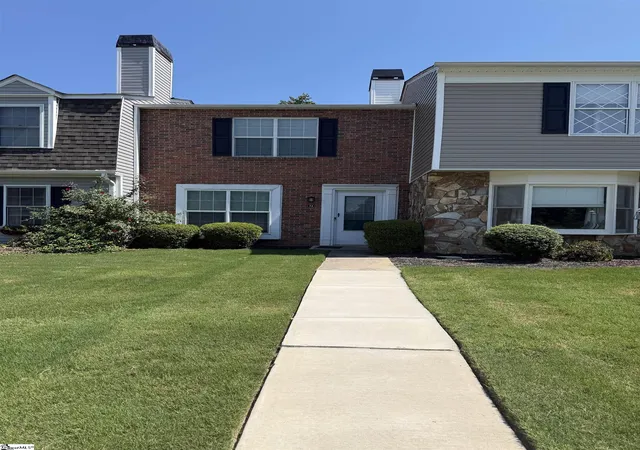 Photo 2 of Townhouse for sale at 34 Birchview St, Taylors, SC 29687 | MLS# 1602676 | Listing updated on 2026-09-12
