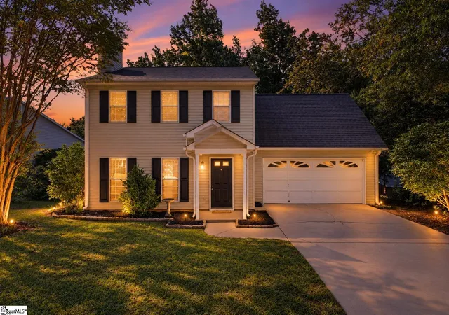 Photo 1 of Single family home for sale at 109 Twin Falls Dr, Simpsonville, SC 29680 | MLS# 1597053 | Listing updated on 2026-09-17