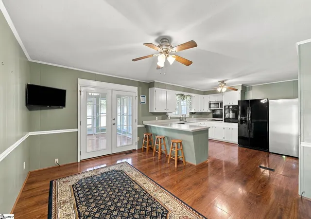 Photo 3 of Single family home for sale at 7230 Reidville Rd, Reidville, SC 29375 | MLS# 1605441 | Listing updated on 2026-10-07