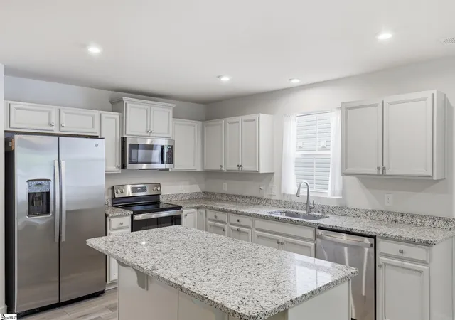 Photo 3 of Single family home for sale at 234 Stockland Trl, Fountain Inn, SC 29644 | MLS# 1599314 | Listing updated on 2026-09-29