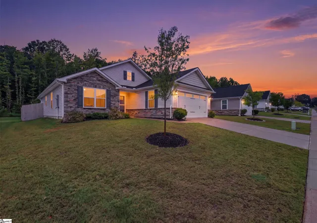 Photo 4 of Single family home for sale at 234 Stockland Trl, Fountain Inn, SC 29644 | MLS# 1599314 | Listing updated on 2026-09-29