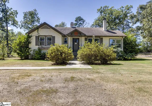 Photo 1 of Single family home for sale at 905 Reid School Rd, Taylors, SC 29687 | MLS# 1603587 | Listing updated on 2026-09-11
