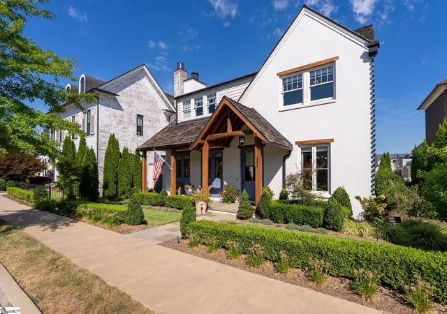 Photo 2 of Single family home for sale at 203 Rembert St, Greenville, SC 29615 | MLS# 1603760 | Listing updated on 2026-09-16