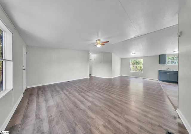 Photo 3 of Manufactured home for sale at 8 Riverbreeze Rd, Greenville, SC 29611 | MLS# 1606212 | Listing updated on 2026-10-09