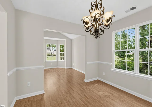 Photo 2 of Single family home for sale at 6 Stapleford Park, Greenville, SC 29607 | MLS# 1603836 | Listing updated on 2026-10-16