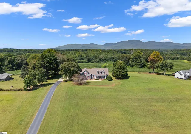 Photo 2 of Single family home for sale at 480 Gibson Rd, Landrum, SC 29356 | MLS# 1603326 | Listing updated on 2026-09-13