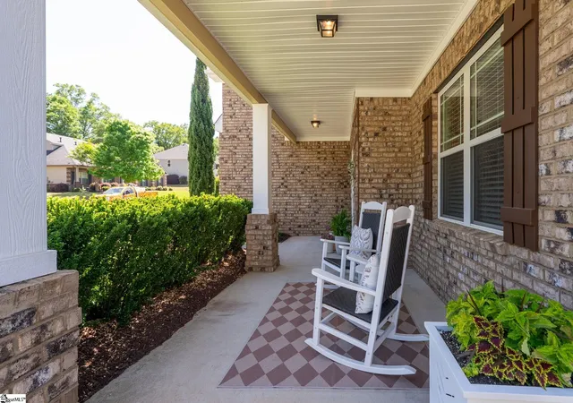 Photo 3 of Single family home for sale at 228 Montalcino Wy, Simpsonville, SC 29681 | MLS# 1589399 | Listing updated on 2026-09-14