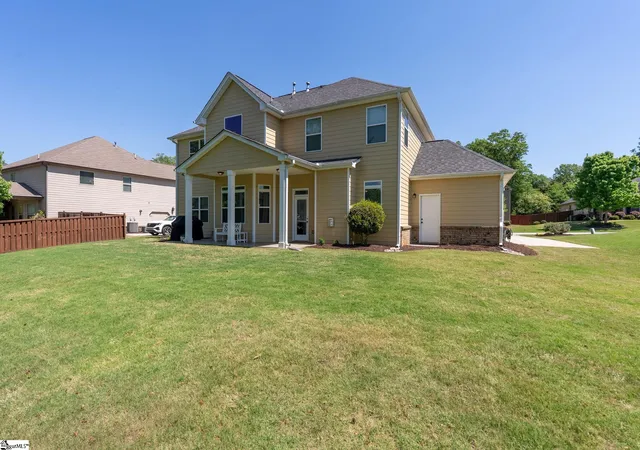 Photo 4 of Single family home for sale at 228 Montalcino Wy, Simpsonville, SC 29681 | MLS# 1589399 | Listing updated on 2026-09-14