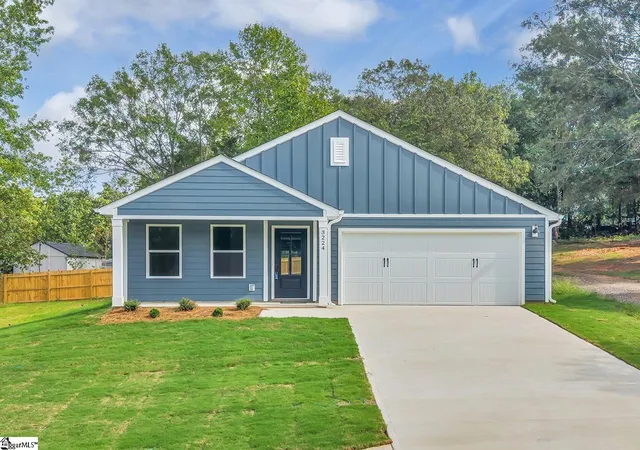 Photo 1 of Single family home for sale at 3224 N Hwy 101 Rd #Lot 3, Greer, SC 29651 | MLS# 1595055 | Listing updated on 2026-10-05
