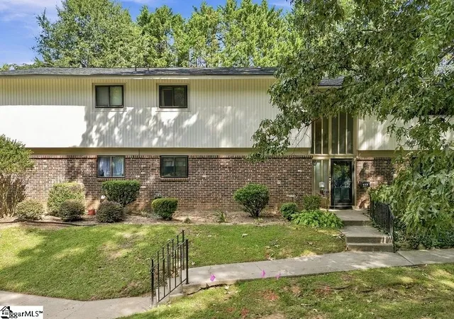 Photo 1 of Condo for sale at 114 Briarview Cir, Greenville, SC 29615 | MLS# 1605573 | Listing updated on 2026-10-12