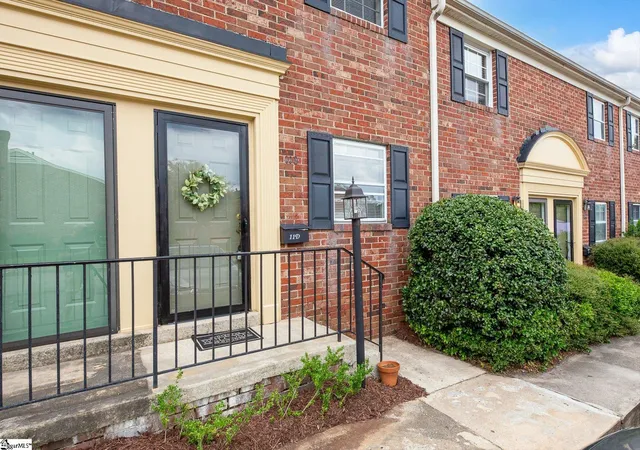 Photo 2 of Townhouse for sale at 2530 E North St #Unit 11-D, Greenville, SC 29615 | MLS# 1601382 | Listing updated on 2026-09-30