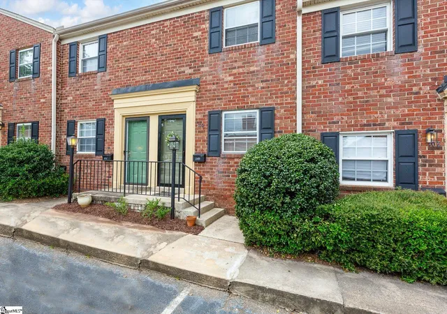 Photo 3 of Townhouse for sale at 2530 E North St #Unit 11-D, Greenville, SC 29615 | MLS# 1601382 | Listing updated on 2026-09-30