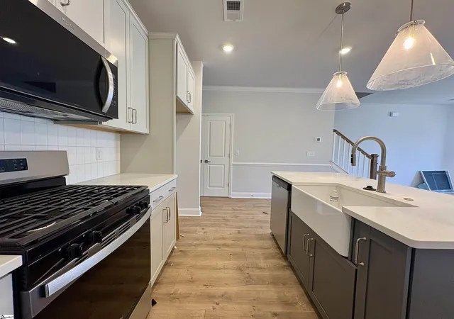 Photo 3 of Townhouse for sale at 106 Gauley St, Simpsonville, SC 29681 | MLS# 1599735 | Listing updated on 2026-09-13