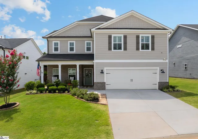 Photo 2 of Single family home for sale at 406 Grantleigh Ct, Simpsonville, SC 29680 | MLS# 1596151 | Listing updated on 2026-09-05