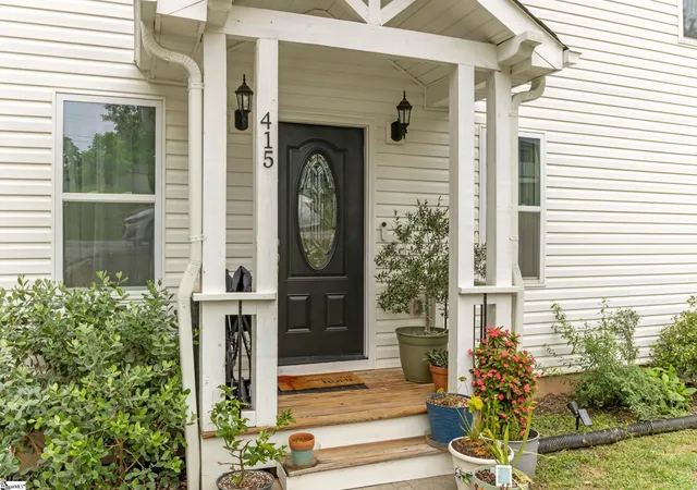 Photo 2 of Single family home for sale at 415 Poole St, Woodruff, SC 29388 | MLS# 1603426 | Listing updated on 2026-09-24