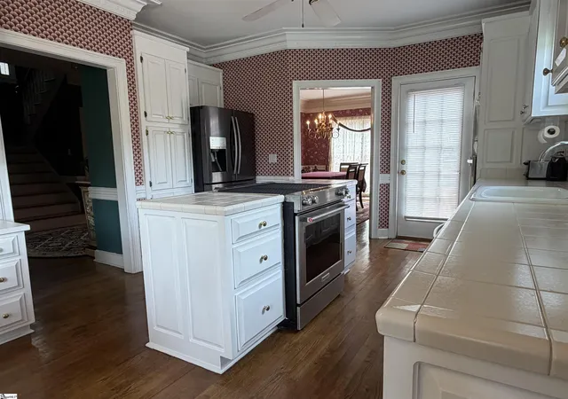 Photo 3 of Single family home for sale at 303 Pelham Falls Dr, Greer, SC 29651 | MLS# 1600318 | Listing updated on 2026-10-04
