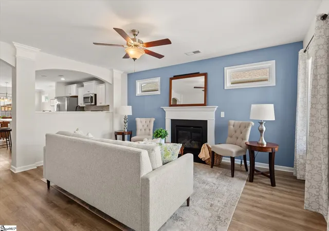 Photo 3 of Single family home for sale at 422 Icebow Rd, Fountain Inn, SC 29644 | MLS# 1604240 | Listing updated on 2026-09-24