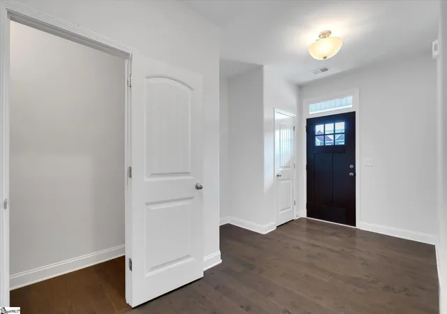 Photo 2 of Townhouse for sale at 119 Rushing Crk Ln, Piedmont, SC 29673 | MLS# 1603536 | Listing updated on 2026-09-11