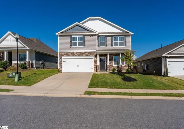 Photo 1 of Single family home for sale at 115 Bayridge Rd, Simpsonville, SC 29680 | MLS# 1605576 | Listing updated on 2026-10-22