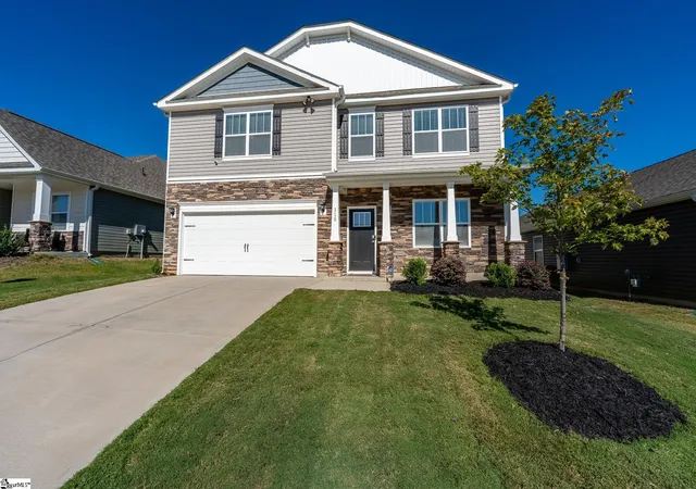 Photo 3 of Single family home for sale at 115 Bayridge Rd, Simpsonville, SC 29680 | MLS# 1605576 | Listing updated on 2026-10-22