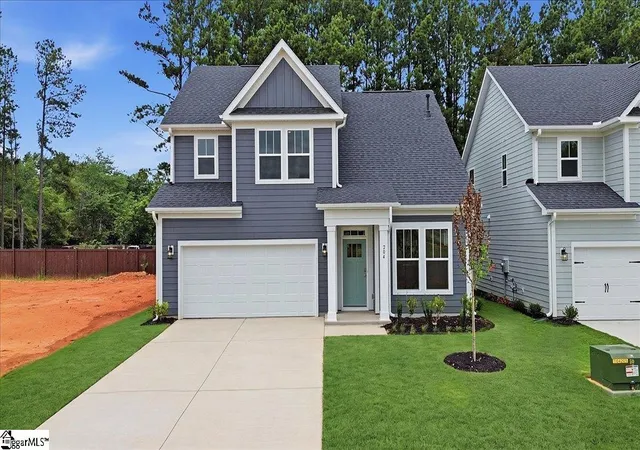 Photo 1 of Single family home for sale at 204 Cyn Crk Way, Fountain Inn, SC 29644 | MLS# 1605091 | Listing updated on 2026-09-28