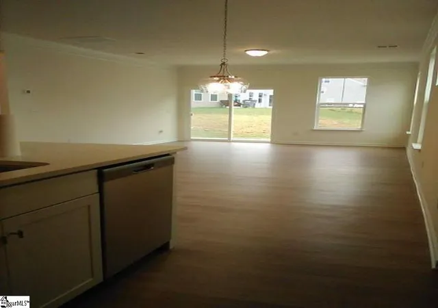 Photo 3 of Single family home for sale at 404 Metz Dr, Greenville, SC 29611 | MLS# 1602881 | Listing updated on 2026-09-03