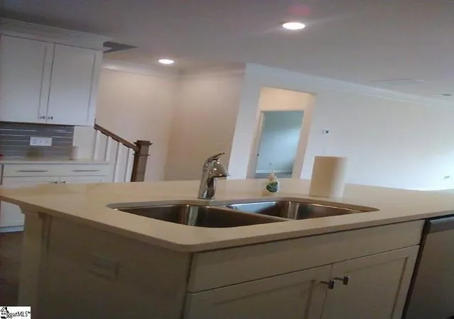 Photo 4 of Single family home for sale at 404 Metz Dr, Greenville, SC 29611 | MLS# 1602881 | Listing updated on 2026-09-03