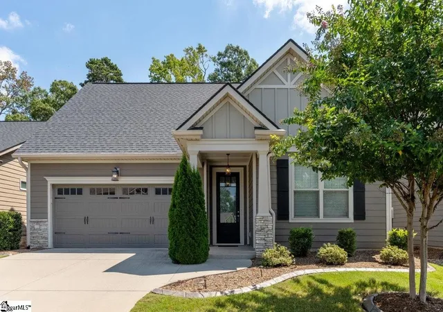 Photo 1 of Single family home for sale at 104 Mayfly Way, Simpsonville, SC 29680 | MLS# 1602663 | Listing updated on 2026-10-28
