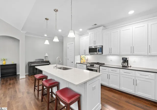 Photo 2 of Single family home for sale at 104 Mayfly Way, Simpsonville, SC 29680 | MLS# 1602663 | Listing updated on 2026-09-14