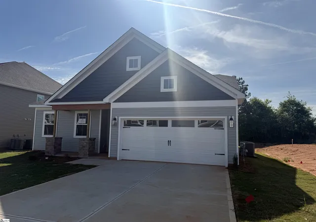 Photo 2 of Single family home for sale at 132 Anderson Oaks Ln #85, Easley, SC 29642 | MLS# 1593772 | Listing updated on 2026-10-01