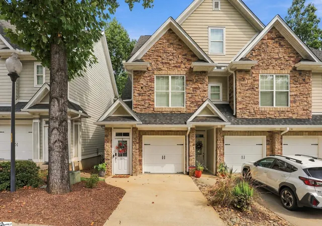 Photo 1 of Condo for sale at 12a Edge Ct #Unit A, Greenville, SC 29609 | MLS# 1604657 | Listing updated on 2026-10-01