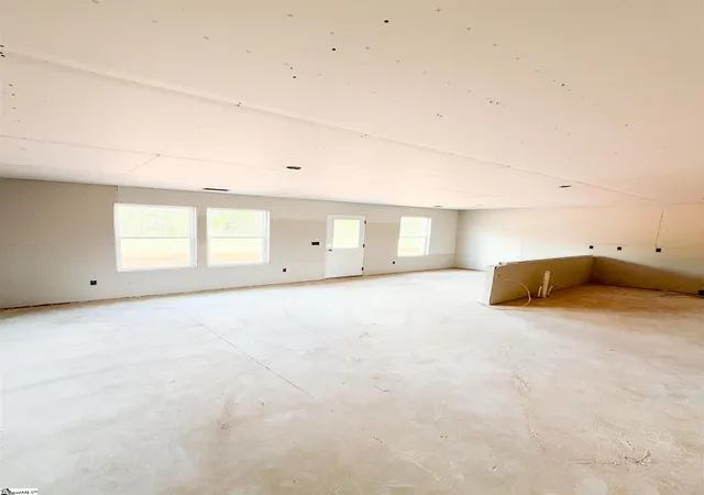 Photo 2 of Single family home for sale at 84 Henderson Rd, Gray Court, SC 29645 | MLS# 1603985 | Listing updated on 2026-09-28