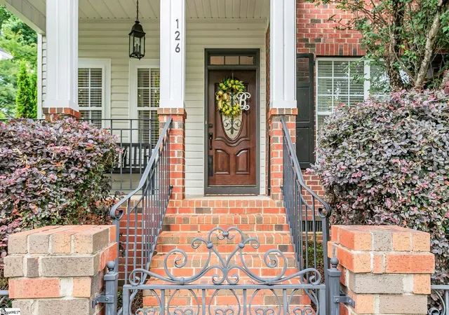 Photo 1 of Single family home for sale at 126 Chessington Ln, Simpsonville, SC 29681 | MLS# 1593650 | Listing updated on 2026-09-29