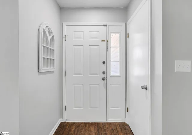 Photo 2 of Single family home for sale at 38 Shore Dr, Greenville, SC 29611 | MLS# 1603615 | Listing updated on 2026-09-11