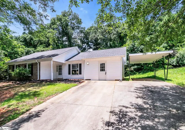Photo 47 of Single family home for sale at 38 Shore Dr, Greenville, SC 29611 | MLS# 1603615 | Listing updated on 2026-09-11