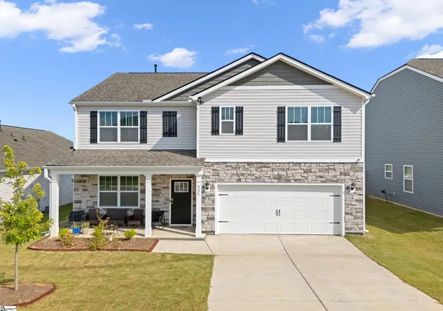 Photo 1 of Single family home for sale at 335 Silicon Dr, Greenville, SC 29605 | MLS# 1602998 | Listing updated on 2026-09-04